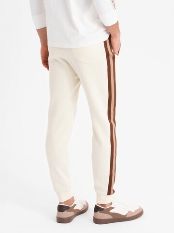Ombre - regular Pantalón deportivo en beige