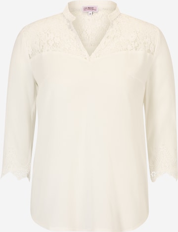 Blouse folklorique MARJO en blanc : devant