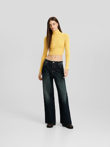 Pull-over Bershka en jaune