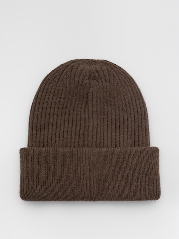 Pull&Bear Beanie in Brown