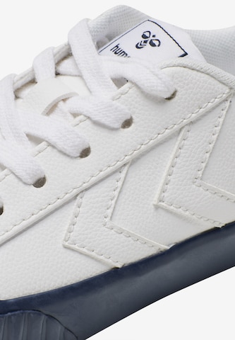 Hummel Sneakers in White