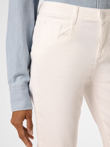 BRAX Slim fit Jeans 'Shakira' in White