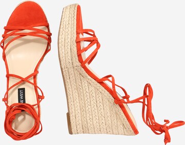 Nine West - Sandálias com tiras 'HAVEFUN' em laranja