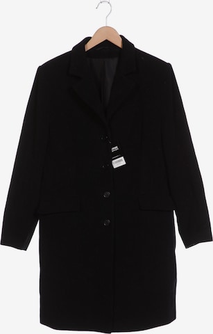 Sempre Piu Jacket & Coat in XXL in Black: front