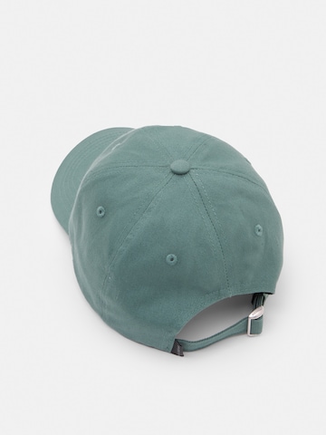 Pull&Bear Lippalakki värissä vihreä