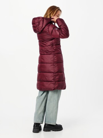 Manteau d’hiver GAP en rouge