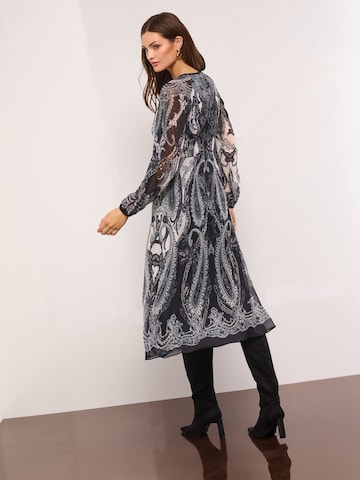 Lipsy Mekko värissä musta