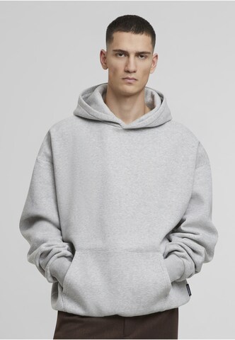 Sweat-shirt Prohibited en gris : devant