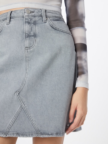 Jupe TOM TAILOR DENIM en gris