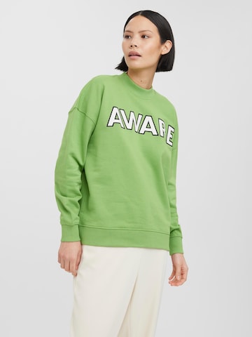 VERO MODA Sweatshirt i grön: framsida