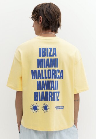 Pull&Bear Póló 'STWD' - sárga: elől