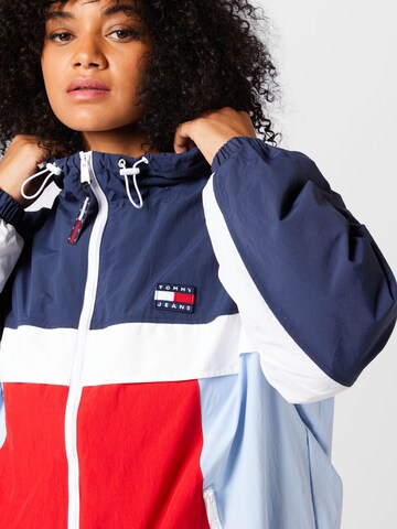 Tommy Jeans Curve Between-Season Jacket 'CHICAGO' in Blue