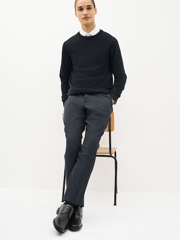 Next Pullover in Blau