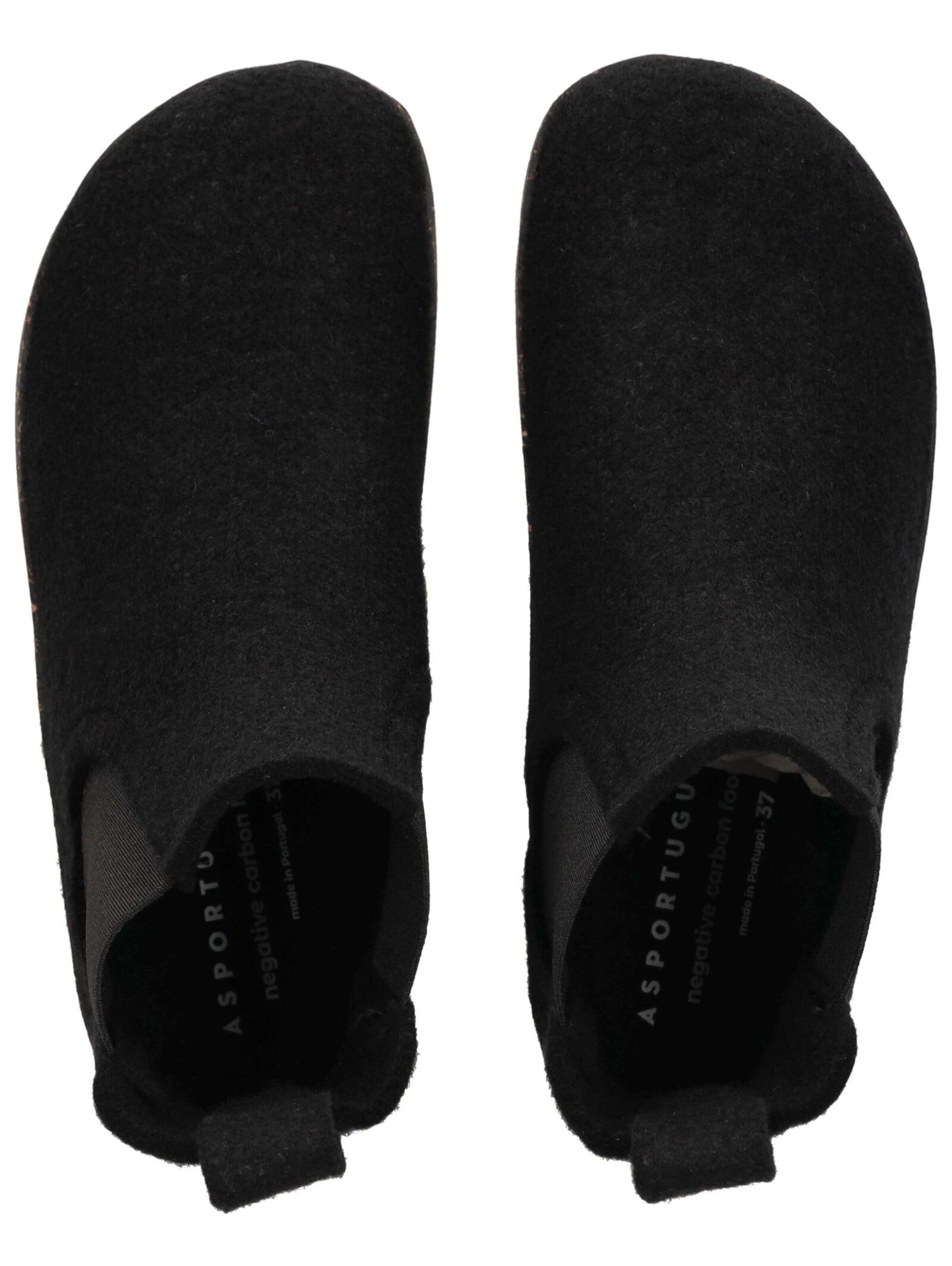 Asportuguesas Chelsea boots in Black