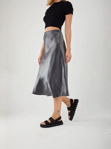 Gonna di MixRay in grigio