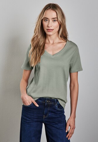 STREET ONE Basic V-Neck Shirt in Grün: Vorderseite