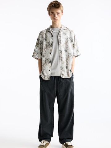 Pull&Bear Wide Leg Hosen in Grau