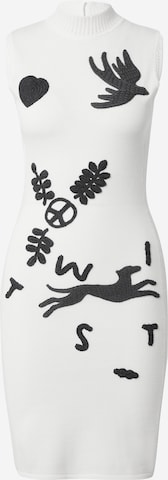 Moschino JeansPletena haljina - bijela boja: prednji dio