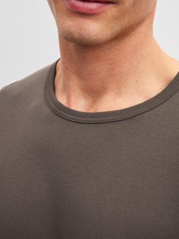 CALIDA Shirt 'RMX Sleep Leisure' in Bruin