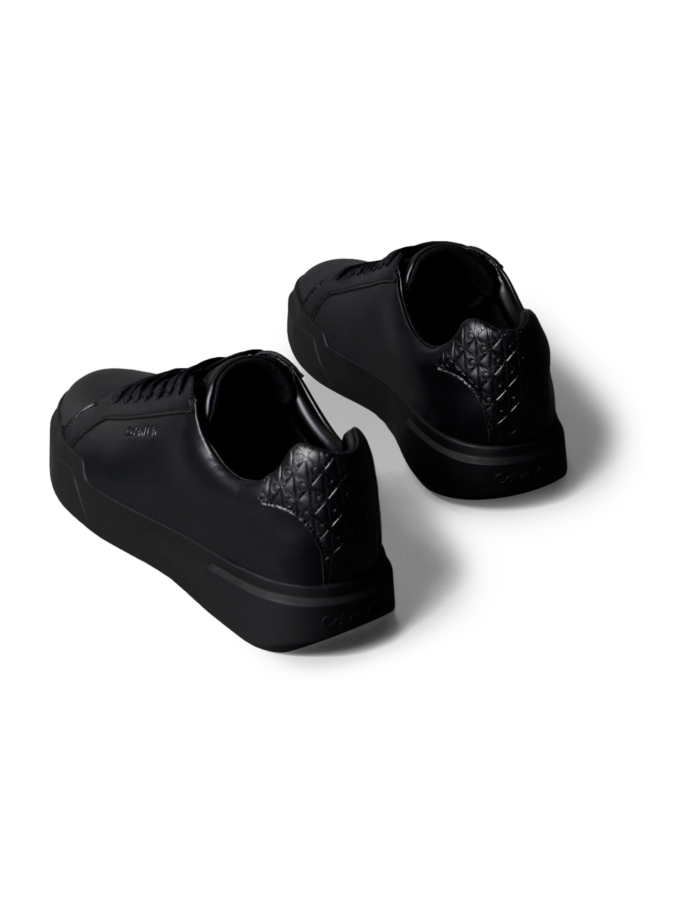 Calvin Klein Sneakers in Black