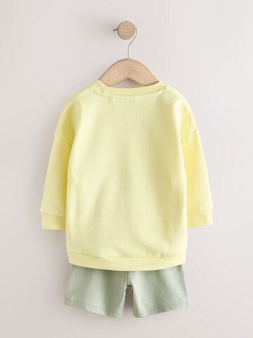 Next Σετ σε κίτρινο