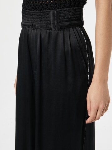 Wide leg Pantaloni de la 10Days pe negru