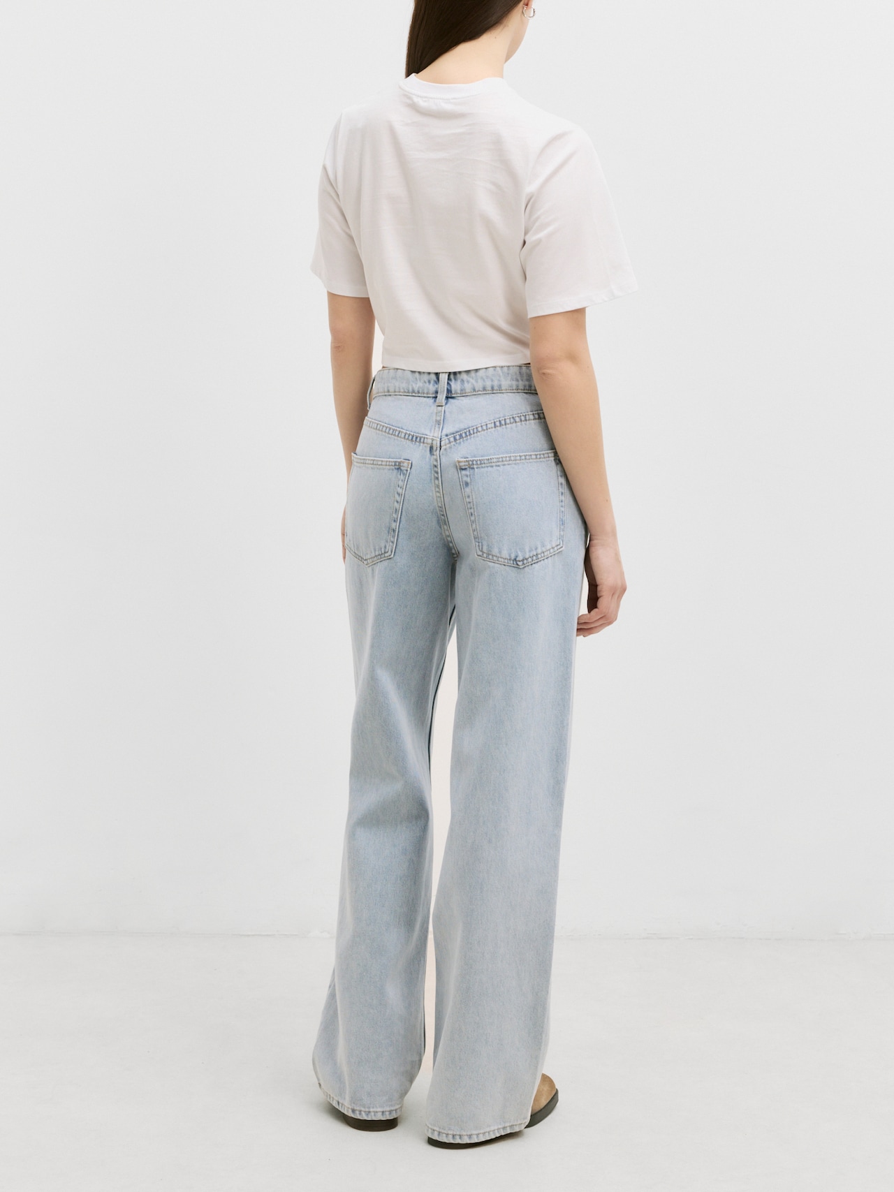 EDITED Producten Shirt 'Domenica' Wit