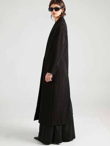 IVY OAK Between-Seasons Coat in Black