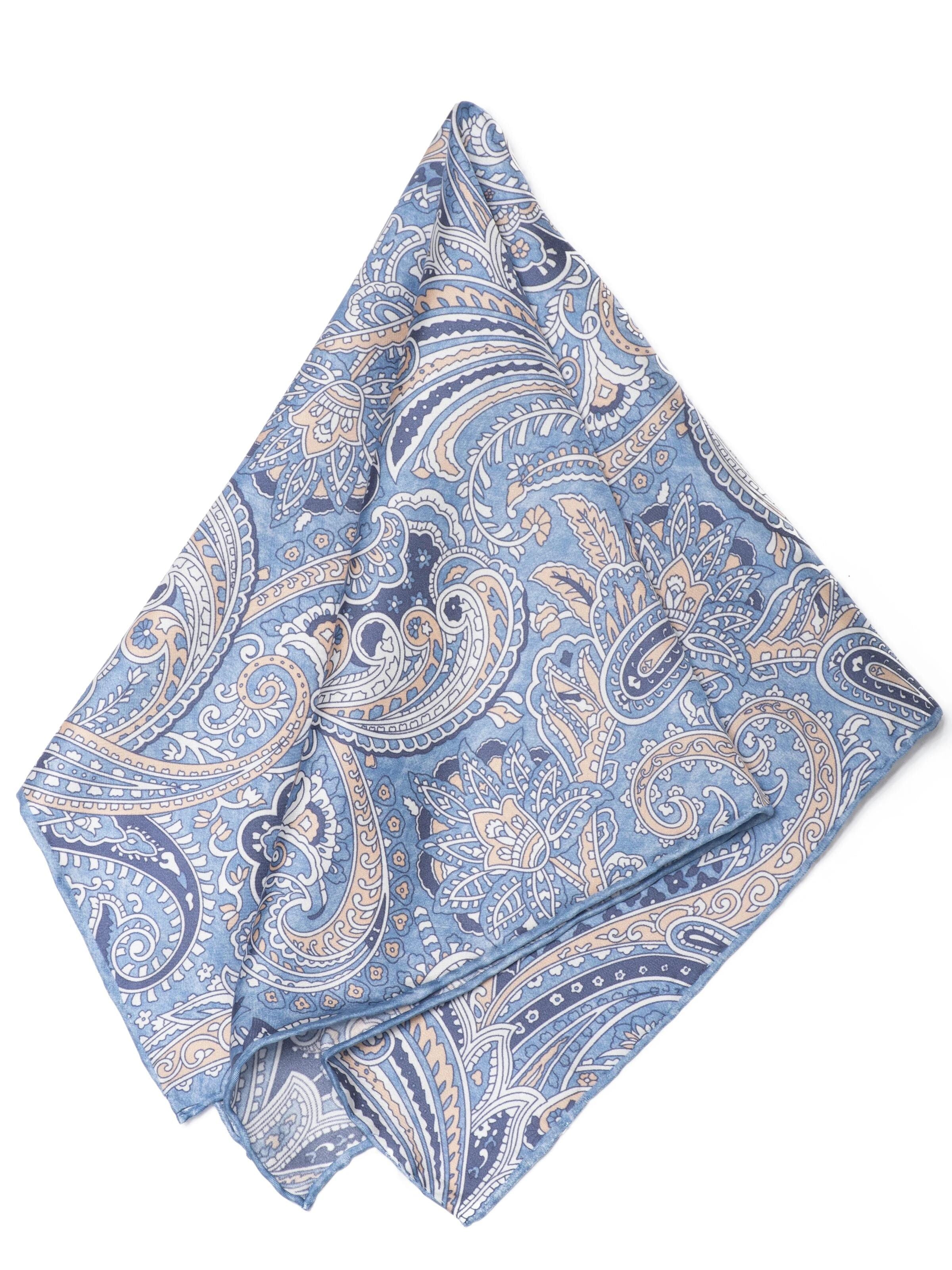 MayTree Scarf 'Herrenseidentuch Paisley in Hellblau' in Blue: front
