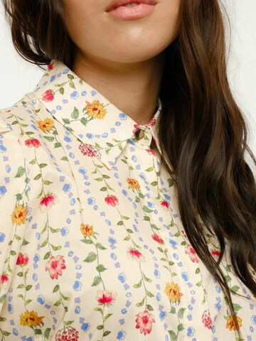 Liberte Essentiel Toppi ' FLORA ' värissä monivärinen