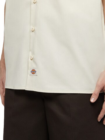 DICKIES Comfort fit Button Up Shirt in Beige