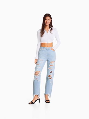 Bershka Loosefit Jeans in Blau