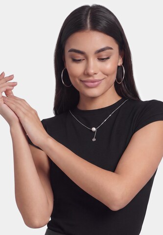 faina - Blusa em preto