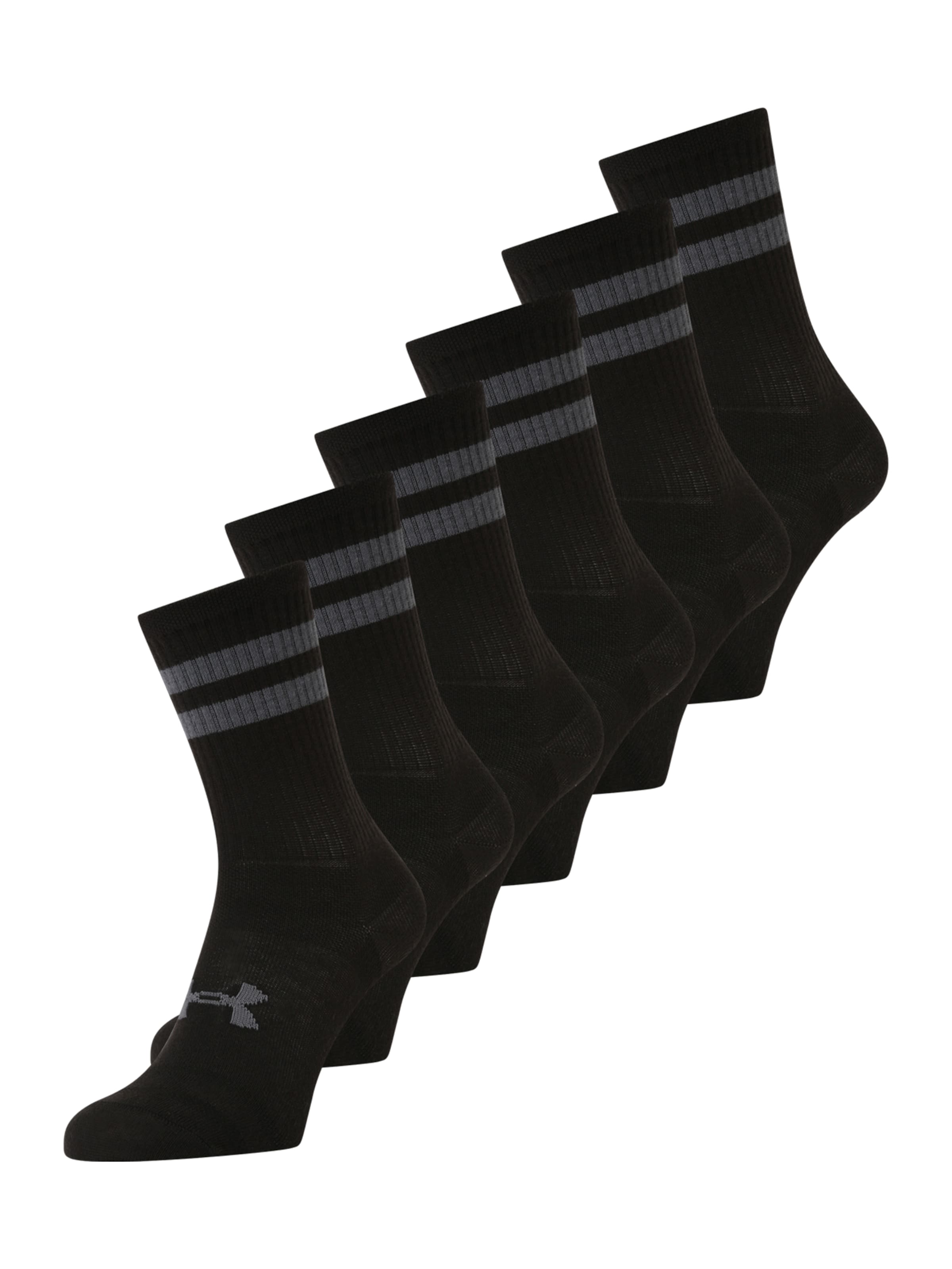 Chaussettes de sport 'Essential' UNDER ARMOUR en noir : devant
