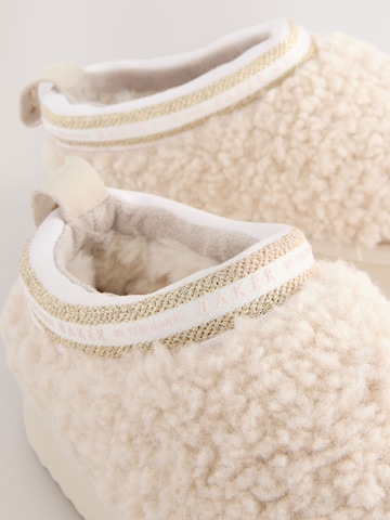 Baker by Ted Baker Low shoe in Beige