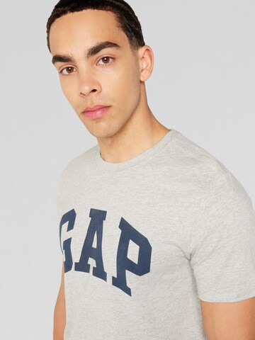 GAP T-Shirt in Grau