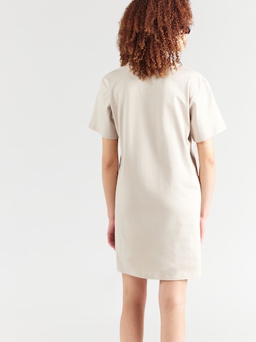 Iriedaily Šaty 'FC Hummer' – béžová