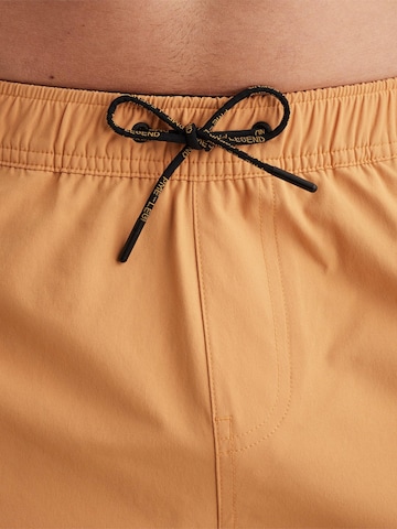 regular Pantaloni 'Airframe swim shorts' di PME Legend in arancione