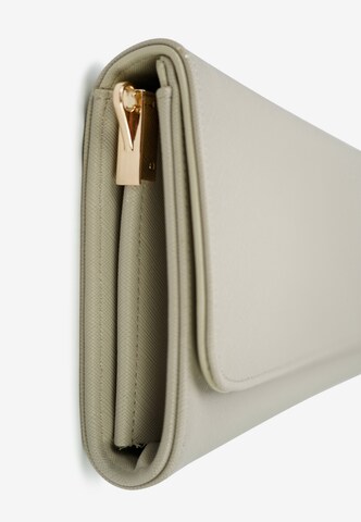 Emma & Kelly Clutch in Beige