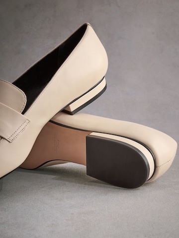 Chaussure basse 'Jess' Next en blanc