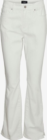 VERO MODA Flared Jeans 'SELMA' in Wit: voorkant