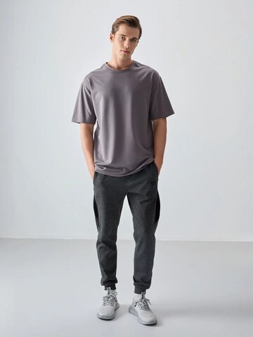 Tommy Life - Camisa em cinzento
