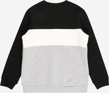 LACOSTE Sweatshirt in Black