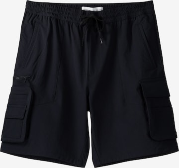 Bershka Regular Shorts in Schwarz: predná strana