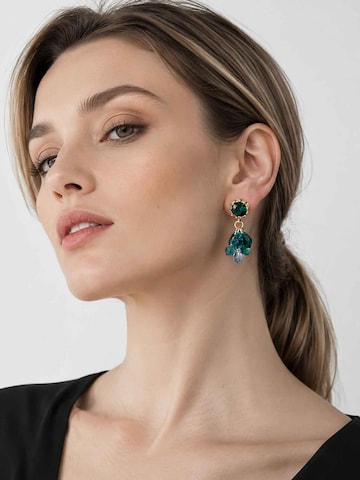 Orecchini 'Camry Crystal Drop Earrings' di RteRme in oro