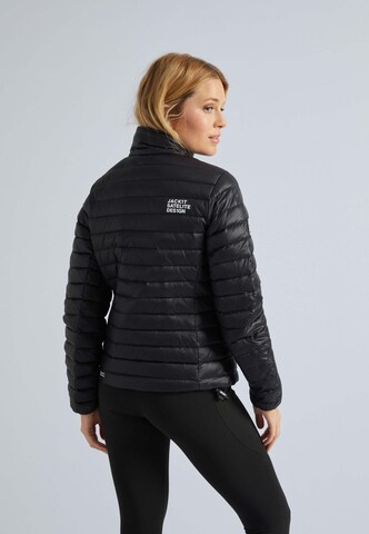 JACK1T Winterjacke 'Gilet  SATEL1TE ' in Schwarz