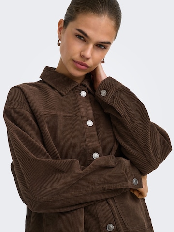 Veste mi-saison 'ONLKANA' ONLY en marron