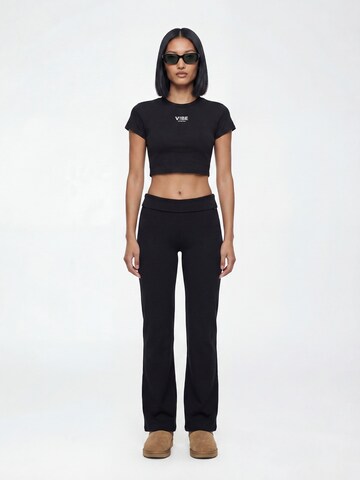 V!BE STUD!OS Расклешенный Леггинсы в Черный