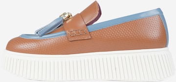 Chaussure basse Lorenzo Mari en marron : devant