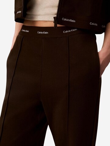 Calvin Klein Jeans - regular Pantalón deportivo 'LV047G253G' en marrón